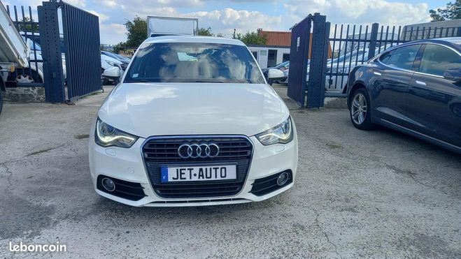 Audi A1 Sportback 1.6 TDI 105 S line Blanc de 2013