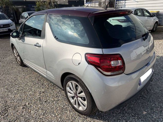 Citroen DS3 1.4 VTi Chic GRIS C de 2011