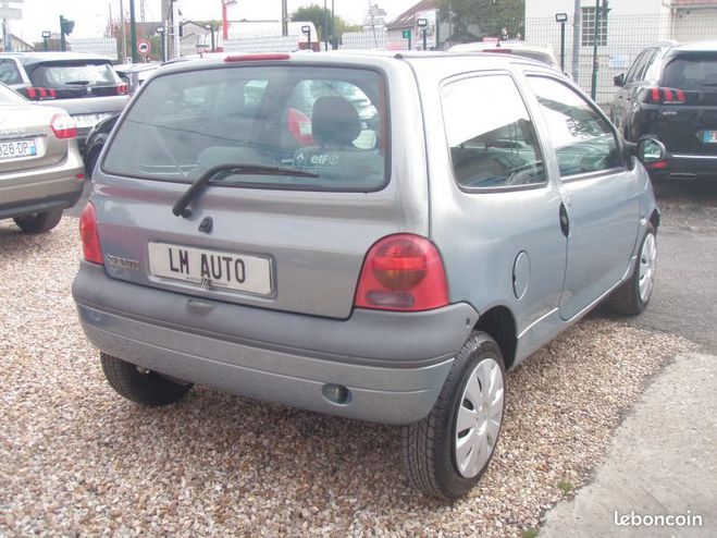 Renault Twingo (3) 1.2 16V PRIVILEGE Gris de 2004