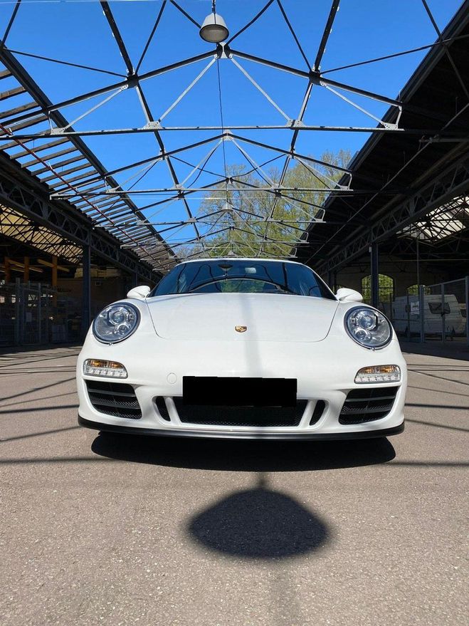 Porsche 911 997 4 GTS pdk Blanc Carrara de 2012