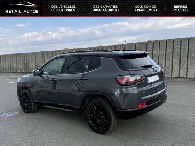 Jeep Compass Jeep Compass 1.5 Turbo T4 130ch MHEV Summit 4x2 BVR7 GRIS FONCE de 2024