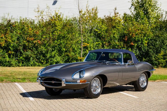 Cliquer pour voir la photo suivante Jaguar E-Type S1 Roadster Gunmetal Grey de