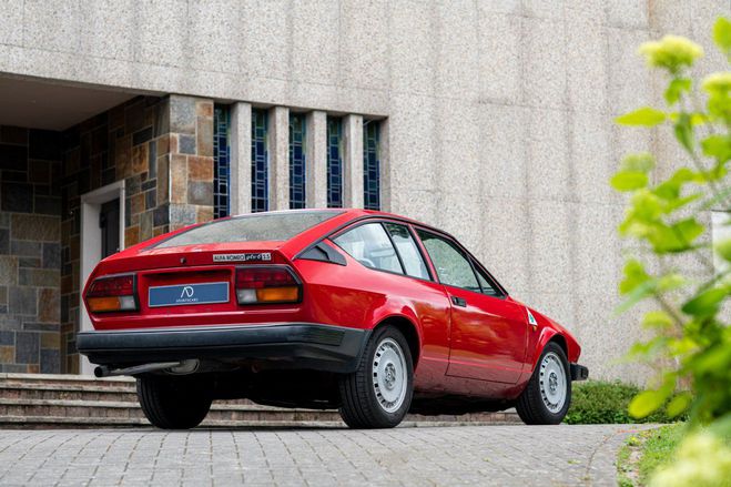 Alfa romeo GTV 6 Alfa Red de 1982