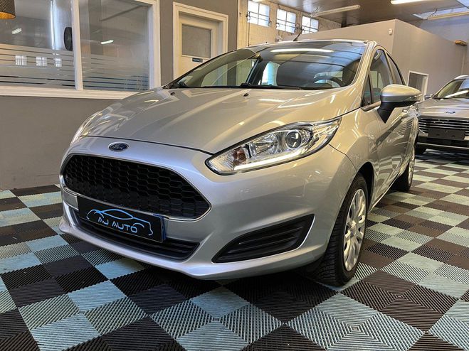 Ford Fiesta Ford Fiesta 1.5 tdci 75 CV ÉDITION 5 PORTES Gris Métallisé de 2016