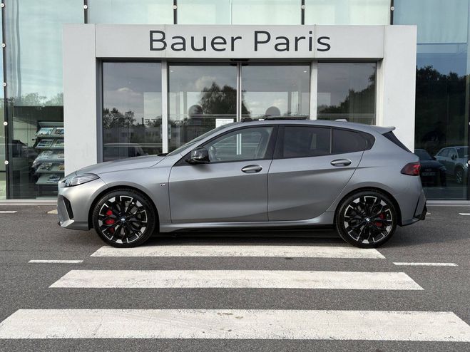 BMW Serie 1 F70 M135 xDrive 300 ch DKG7 M Performanc Gris de 2024