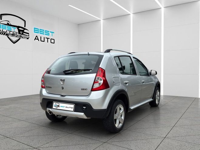 Dacia Sandero Dacia Sandero 1.5 DCI 90CH FAP STEPWAY EURO 5 Gris Clair de 2012
