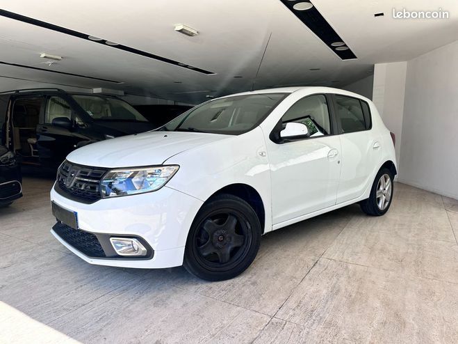 Cliquer pour voir la photo suivante Dacia Sandero SCe 75 ch Blanc de 2018