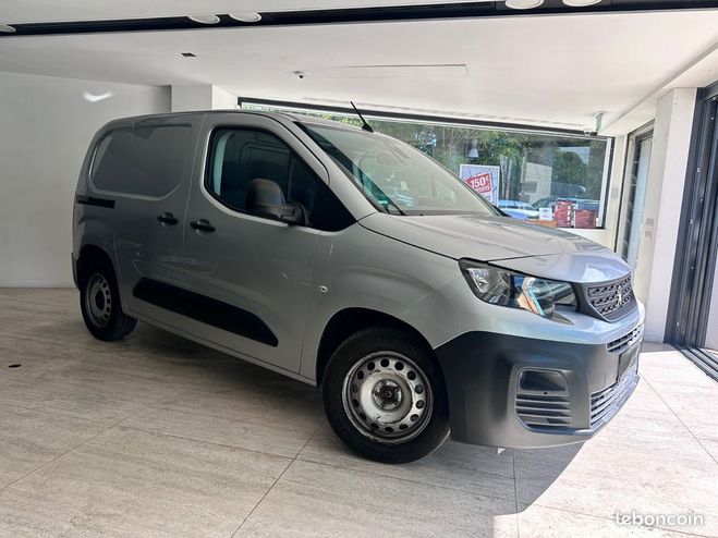 Peugeot Partner Peugeot Partner FOURGON BLUEHDI SS BVM6 1.5 dci Gris de 2024