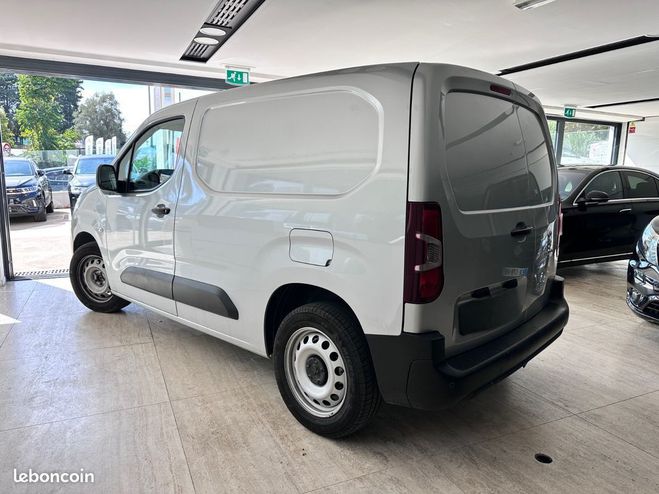 Peugeot Partner Peugeot Partner FOURGON BLUEHDI SS BVM6 1.5 dci Gris de 2024