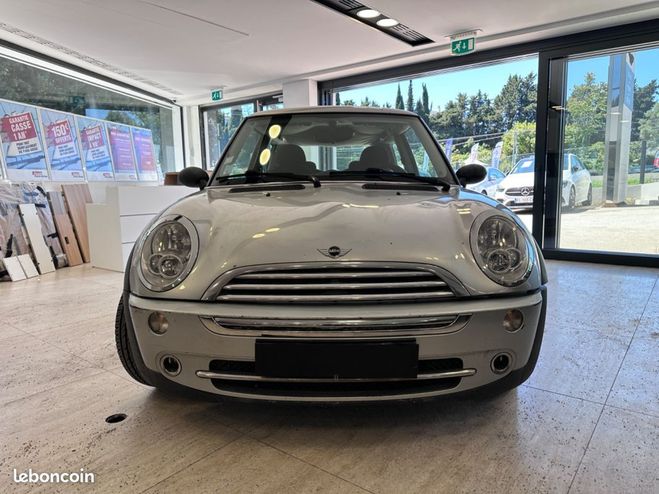 Mini One 1.6i 90 Standard Garantie 12 mois dans l Gris de 2005