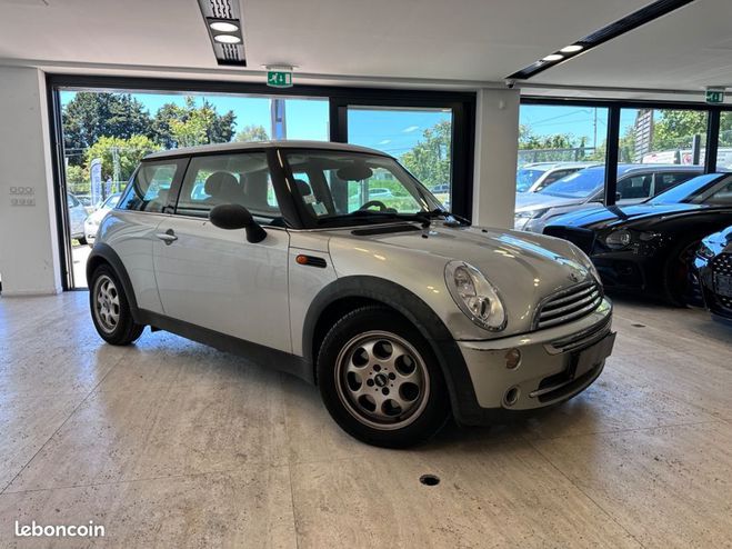 Mini One 1.6i 90 Standard Garantie 12 mois dans l Gris de 2005