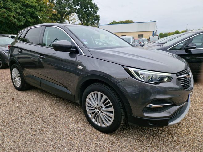 Cliquer pour voir la photo suivante Opel Grandland X 1.2 Turbo 130ch ECOTEC Edition GRIS F de 2017