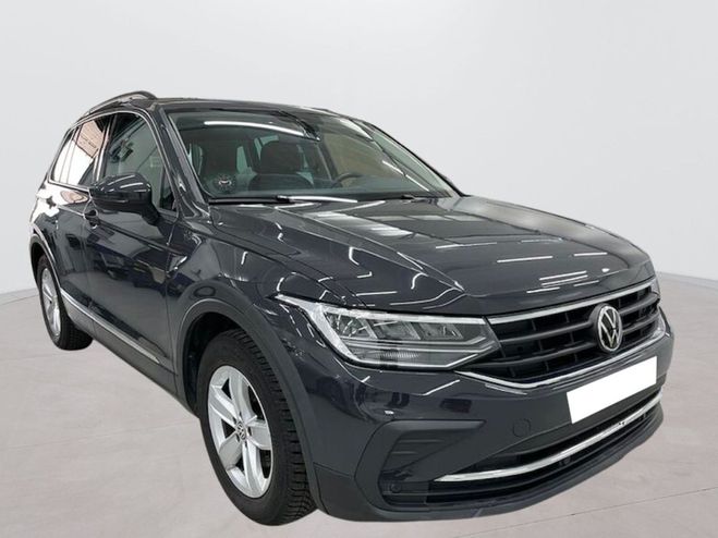 Cliquer pour voir la photo suivante Volkswagen Tiguan 2.0 TDI 150 Life DSG7 Gris Foncé de 2021