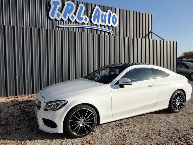 Cliquer pour voir la photo suivante Mercedes Classe C 220 D 170CH AMG LINE 9G-TRONIC Blanc de