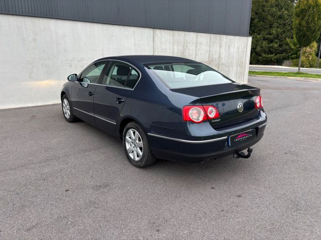 Volkswagen Passat 1.9l TDI 105cv Confortline - Rgulateur  Bleu de 2008