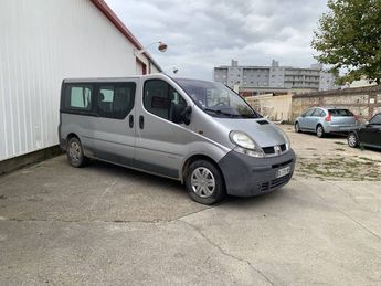  Voir détails -Renault Trafic II 2.5 dCi140 Pack Plus L2H1 à  Le Havre (76)