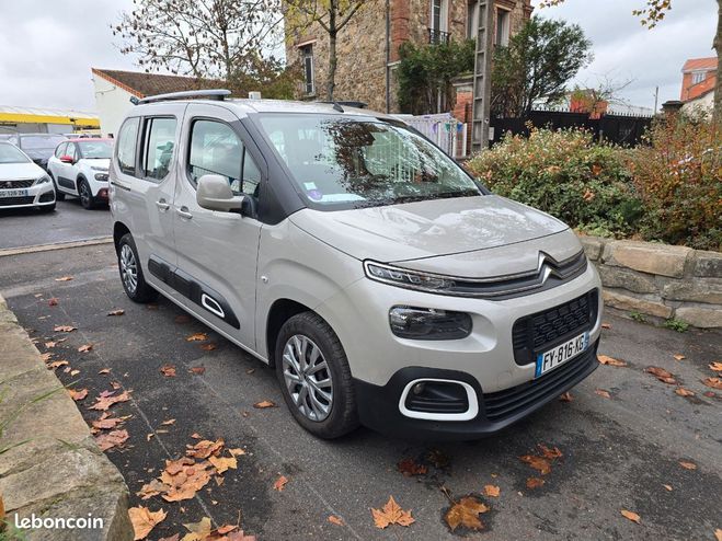 Citroen Berlingo 1.2l Ess 110 Feel Taille M Marron de 2019