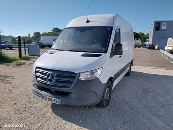  Voir détails -Mercedes Sprinter Fourgon 314 CDi 2.2d 143ch 37S L2H2 3T5  à Tresses (33)