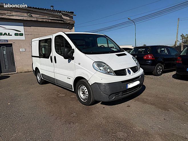 Renault Trafic II FG L1H1 1000 2.0 DCI 115CH CONFORT Blanc de 2011
