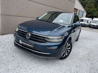  Voir détails -Volkswagen Tiguan 2.0 TDI NEW MODEL 90KW à Merchtem (17)