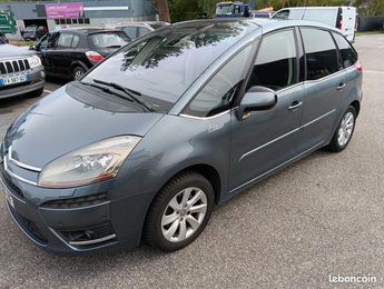  Voir détails -Citroen C4 Picasso Beau 2l hdi 2010 pack tbe rerise à Marly (57)
