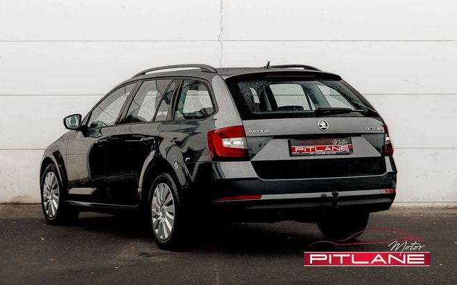 Skoda Octavia Combi 1.0 TSI Ambition DSG 7 ATTELAGE CA Gris Mtallis de 