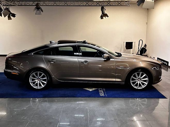 Jaguar XJ II 3.0D V6 300ch Luxe Beige de 2018