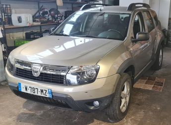  Voir détails -Dacia Duster 4x4 (4WD) - 1.5 dCi FAP - 110ch (6 cv) - à Thiers (63)