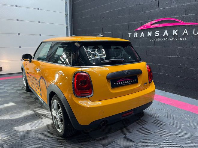 Mini One HATCH 3 PORTES F56 102 ch Finition Chili Blanc de 2017