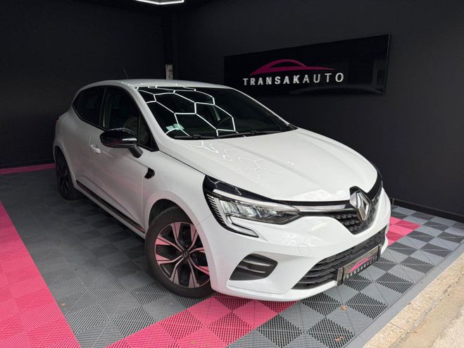 Cliquer pour voir la photo suivante Renault Clio V TCe 90 Ch Limited SUIVI COMPLET / CHAI Blanc de 2021