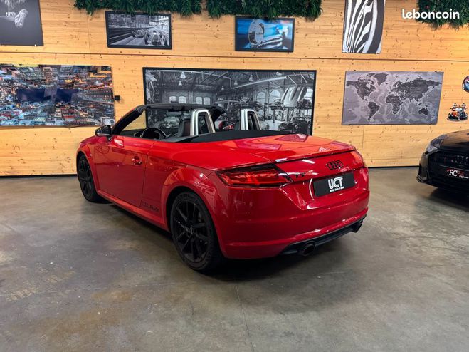 Audi TT 1,8L TFSI 180cv Rouge de 2016