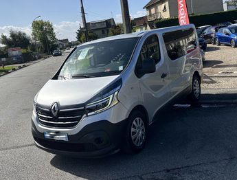  Voir détails -Renault Trafic Passenger 2.0 DCI 145 CV BVM6 9 PLACES G à Coignires (78)