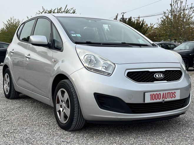 Cliquer pour voir la photo suivante Kia Venga 1.4 CVVT 90ch Style GRIS F de 2014