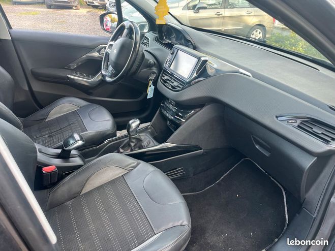 Peugeot 2008 1.6e-HDI 92cv 4cv fscx Gris de 2015