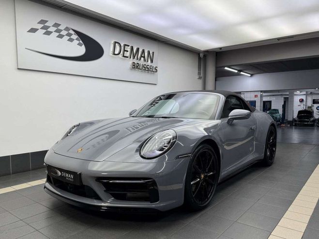 Cliquer pour voir la photo suivante Porsche 911 992 Cabrio Gris Métallisé de