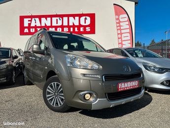  Voir détails -Peugeot Partner Tepee 1.6 Hdi 75Ch Style à Pavie (32)
