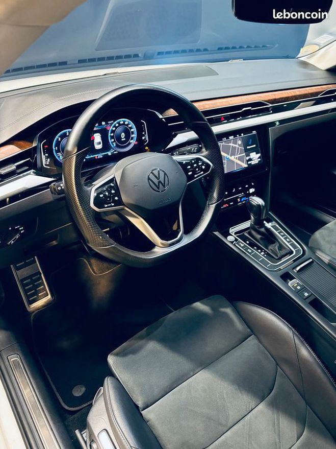 Volkswagen Arteon (2) 2.0 tdi 150 elegance dsg7 suivi vw a Blanc de 2021