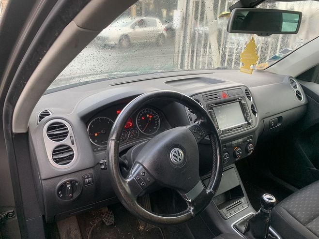 Volkswagen Tiguan 2.0 TDI 140CH FAP CONFORTLINE MARRON de 2008