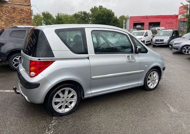 Peugeot 1007 BVA Sporty 1.6 L 16 v 110 cv  de 2006