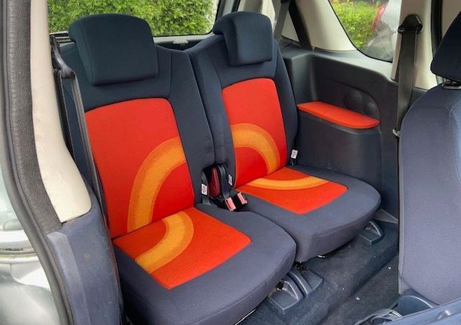 Peugeot 1007 BVA Sporty 1.6 L 16 v 110 cv  de 2006