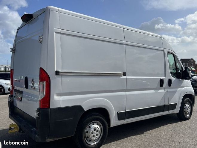 Fiat Ducato FG 3.5 MH2 2.3 MULTIJET 130 CH 1ERE MAIN Blanc de 2019