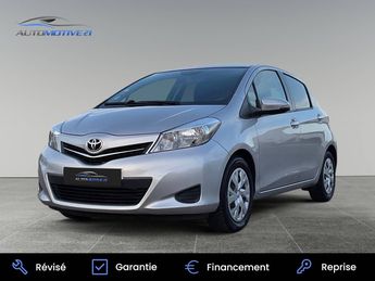  Voir détails -Toyota Yaris III 100 VVT-i Dynamic CVT 5p à Longvic (21)