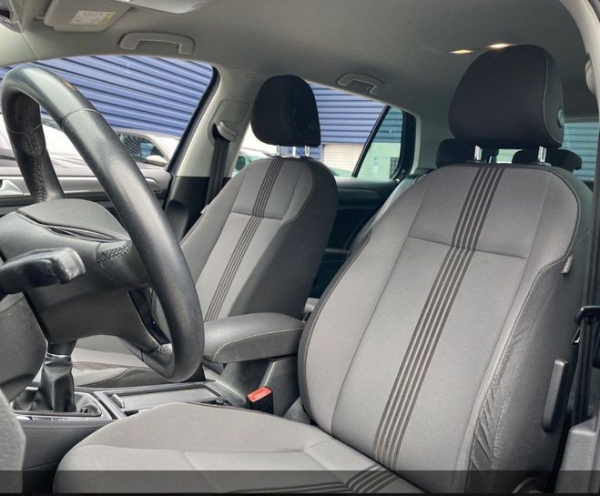 Volkswagen Golf VII 1.2 TSI 110CH BLUEMOTION TECHNOLOGY  Gris F de 2016