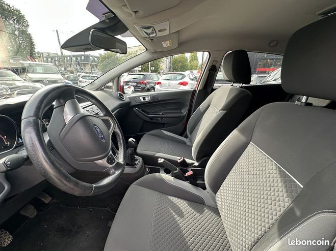 Ford Fiesta Ford Fiesta 1.0 ECOBOOST 100CH STOP&START BLACK 5P Rouge de 2016