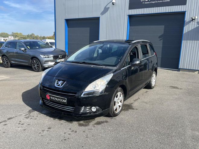 Cliquer pour voir la photo suivante Peugeot 5008 1.6 e-HDi - 112 Active 1ERE MAIN GTIE 12 NOIR de 2012