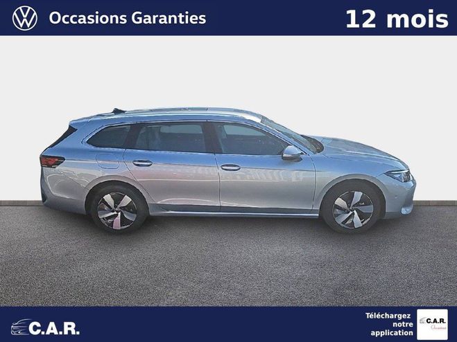 Volkswagen Passat 2.0 TDI EVO SCR 150 DSG7 Life Plus REFLET D'ARGENT de 2024