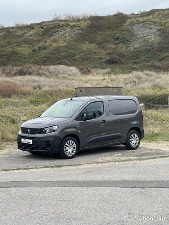  Voir détails -Peugeot Partner  à Outreau (62)
