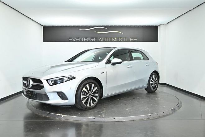 Cliquer pour voir la photo suivante Mercedes Classe A 250 e 8G-DCT Style Line de 2021