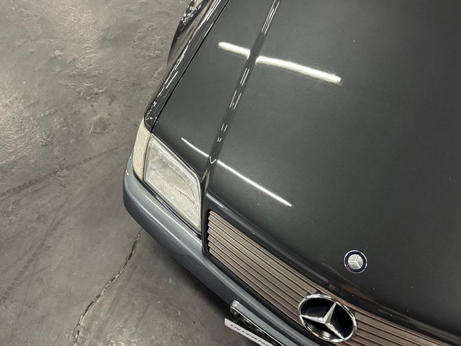 Mercedes Classe SL Mercedes Classe SL 500 R129 noir de 1991