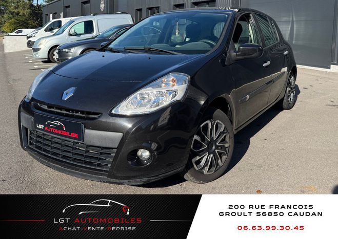 Cliquer pour voir la photo suivante Renault Clio III (B/C85) 1.2 16v 75ch Express Clim 5p NOIR de 2010
